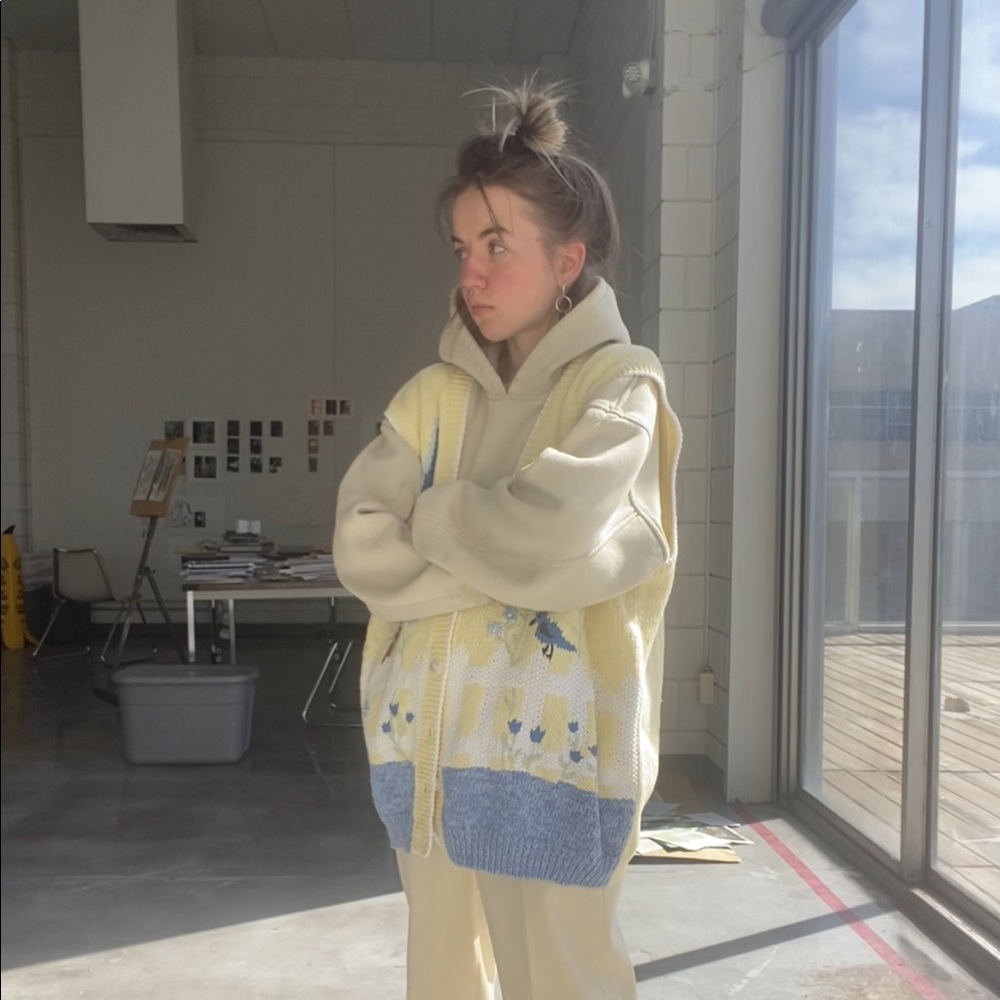 Cute sunshine vest